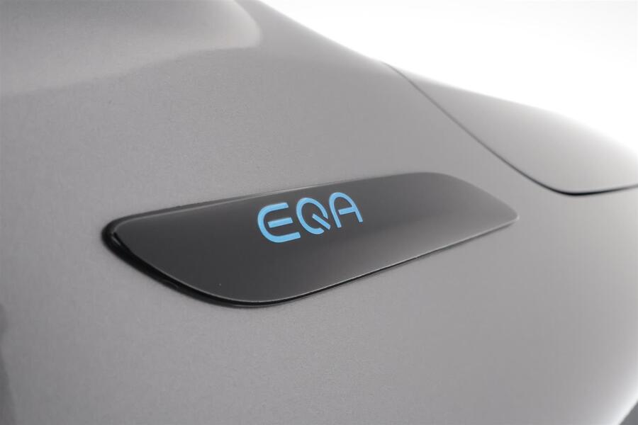 Mercedes-Benz EQA vaihtoauto