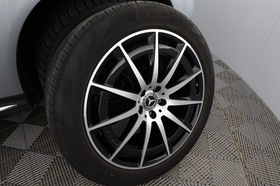 Mercedes-Benz EQC vaihtoauto