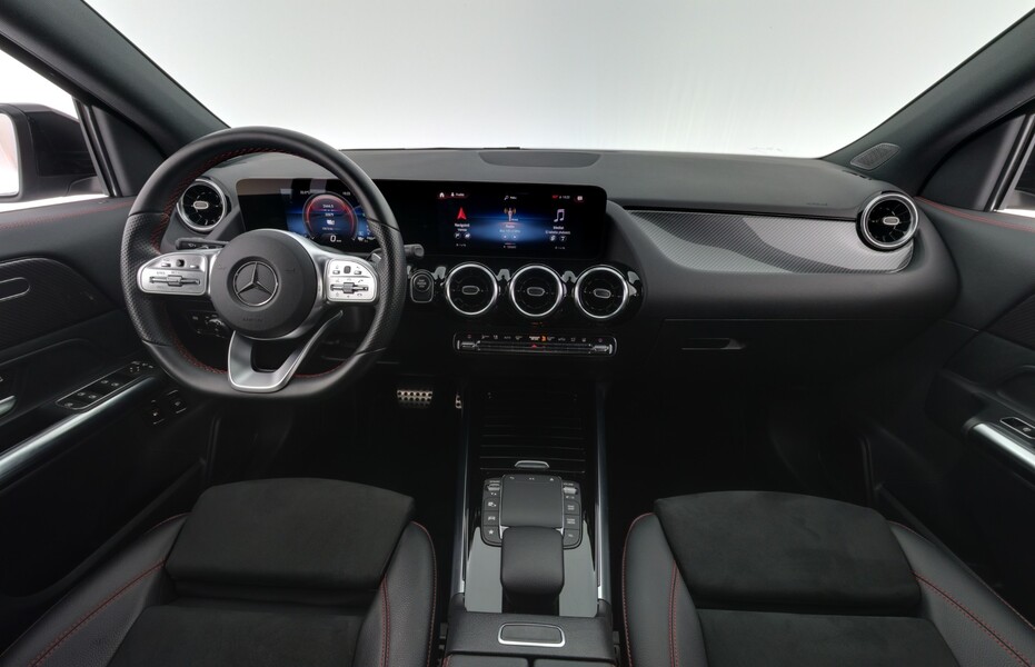 Mercedes-Benz GLA vaihtoauto