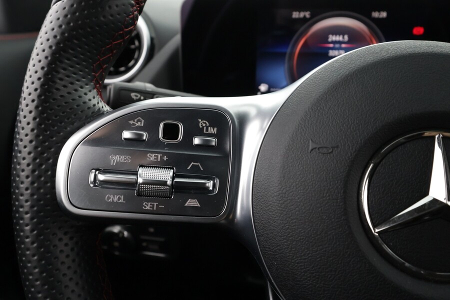 Mercedes-Benz GLA vaihtoauto