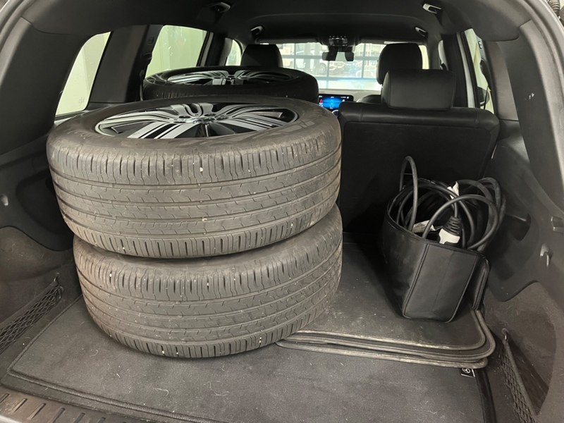 Mercedes-Benz EQB vaihtoauto