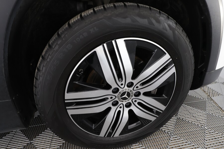 Mercedes-Benz EQB vaihtoauto