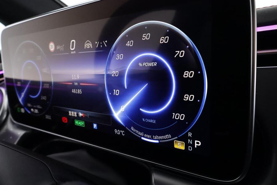 Mercedes-Benz EQE vaihtoauto