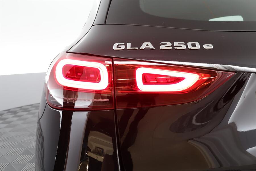 Mercedes-Benz GLA vaihtoauto