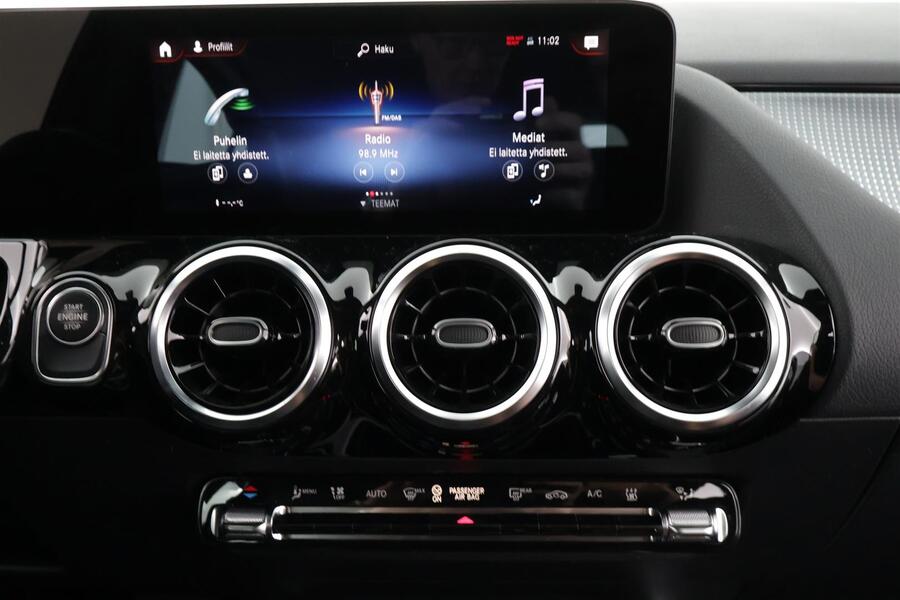 Mercedes-Benz GLA vaihtoauto