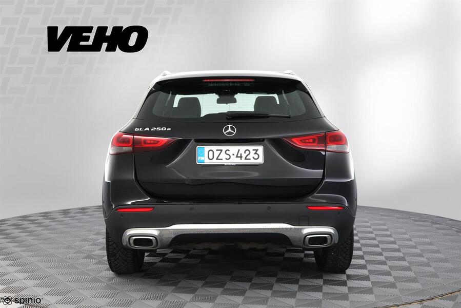 Mercedes-Benz GLA vaihtoauto