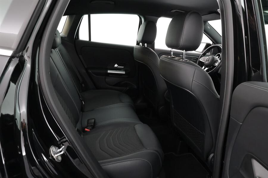 Mercedes-Benz GLA vaihtoauto