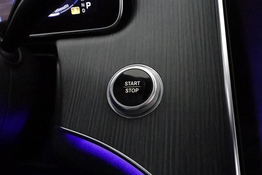 Mercedes-Benz EQS vaihtoauto