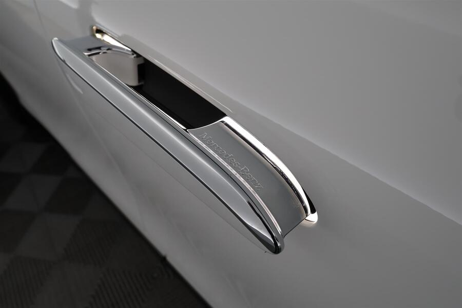 Mercedes-Benz EQE vaihtoauto