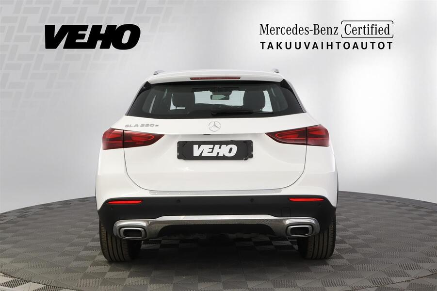 Mercedes-Benz GLA vaihtoauto