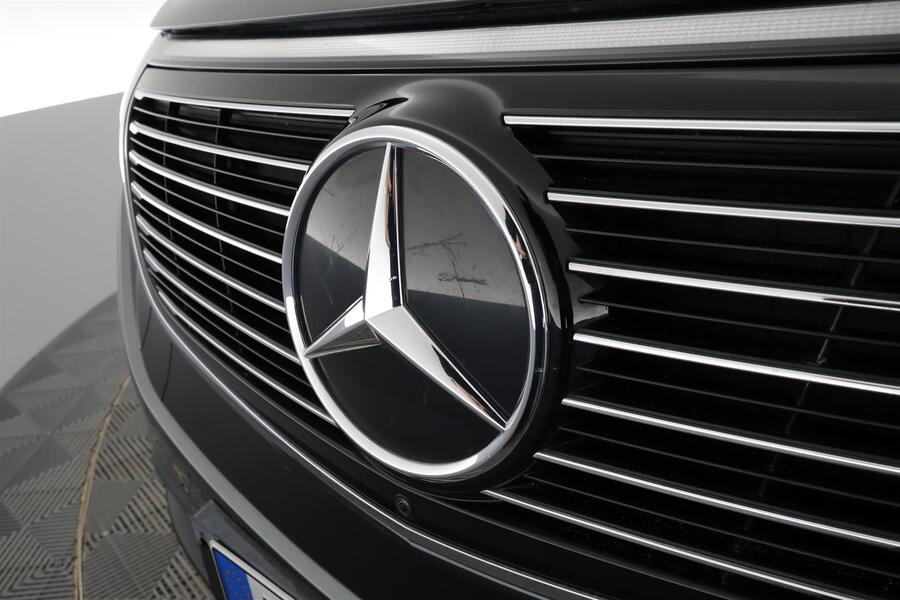 Mercedes-Benz EQC vaihtoauto