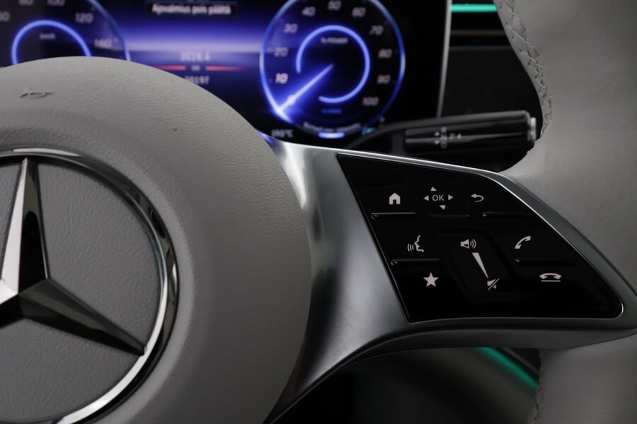 Mercedes-Benz EQE vaihtoauto