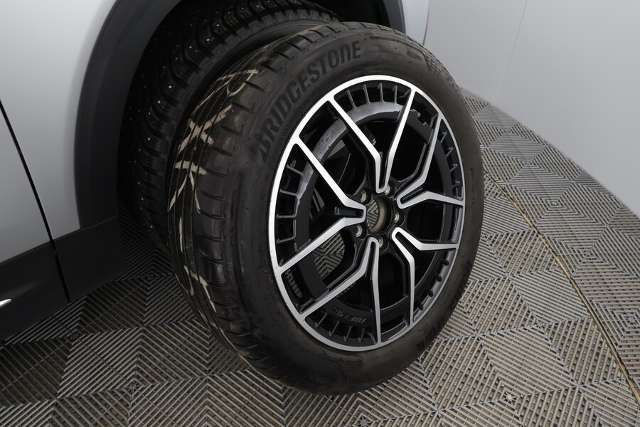 Mercedes-Benz EQB vaihtoauto