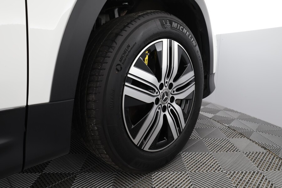 Mercedes-Benz EQB vaihtoauto