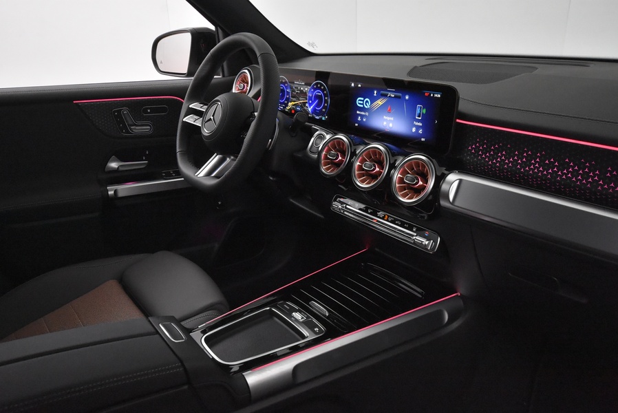 Mercedes-Benz EQB vaihtoauto