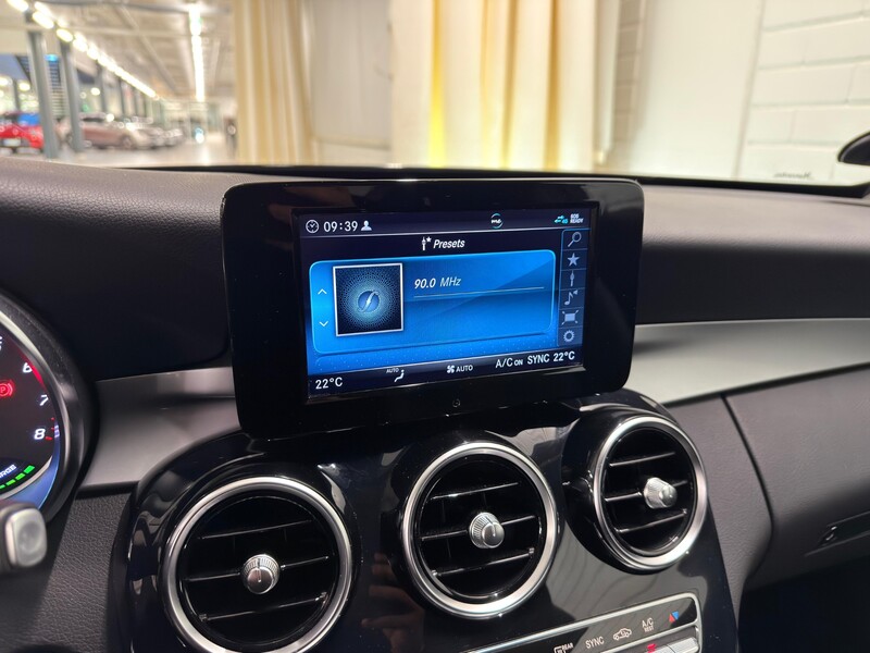 Mercedes-Benz C vaihtoauto