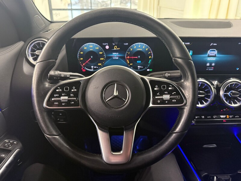 Mercedes-Benz GLA vaihtoauto