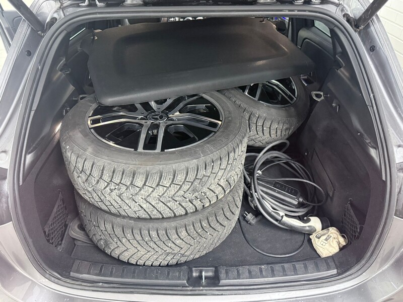 Mercedes-Benz GLA vaihtoauto