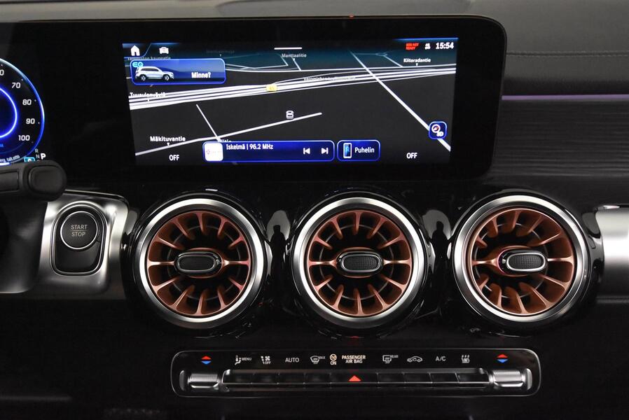 Mercedes-Benz EQB vaihtoauto