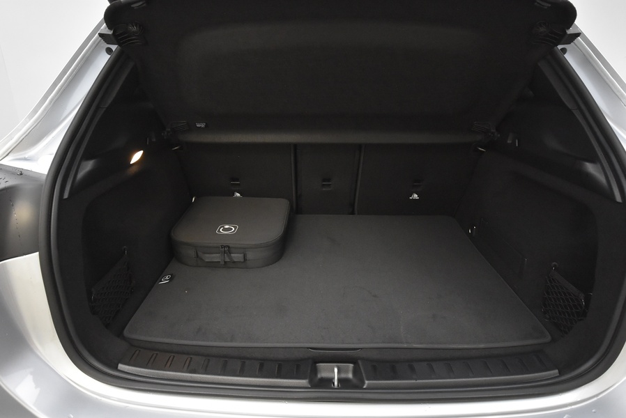 Mercedes-Benz EQA vaihtoauto