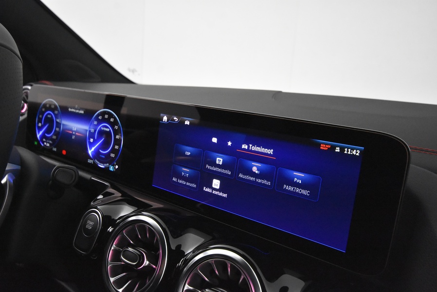 Mercedes-Benz EQA vaihtoauto