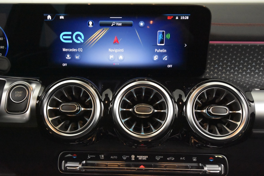 Mercedes-Benz EQB vaihtoauto