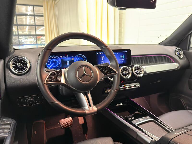 Mercedes-Benz EQB vaihtoauto