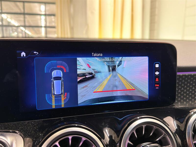 Mercedes-Benz EQB vaihtoauto