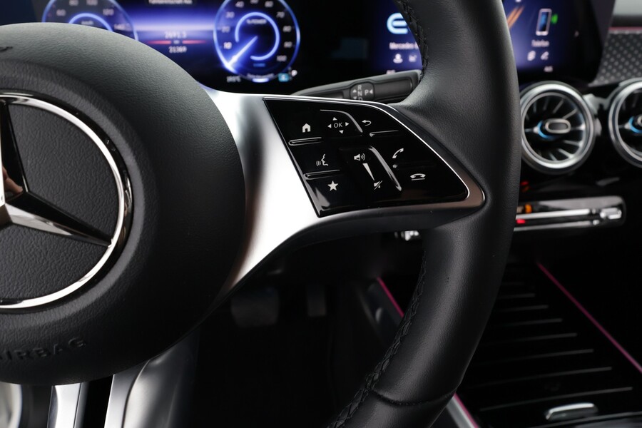 Mercedes-Benz EQB vaihtoauto