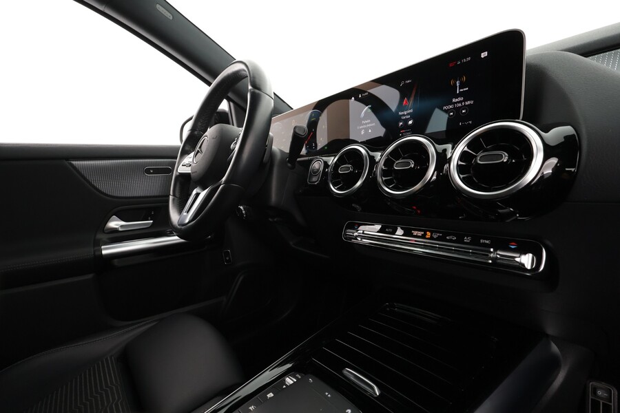 Mercedes-Benz GLA vaihtoauto