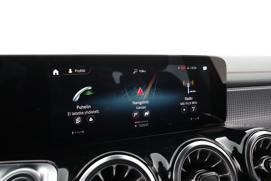 Mercedes-Benz EQB vaihtoauto