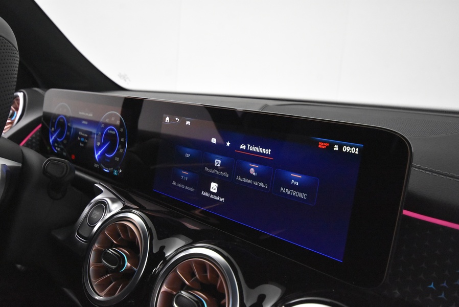 Mercedes-Benz EQB vaihtoauto