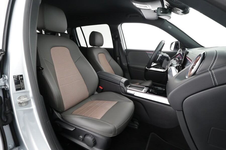 Mercedes-Benz EQB vaihtoauto