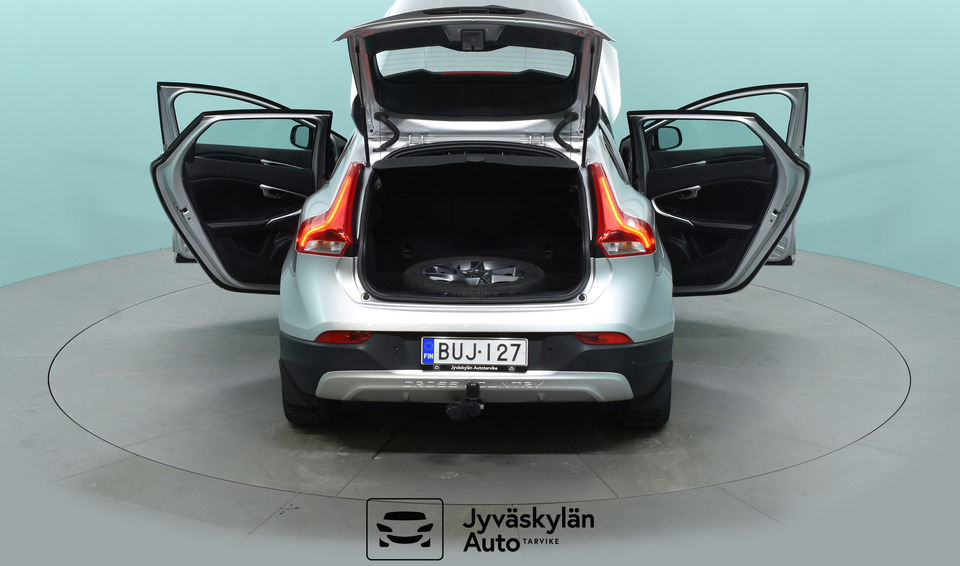 Volvo V40 Cross Country vaihtoauto