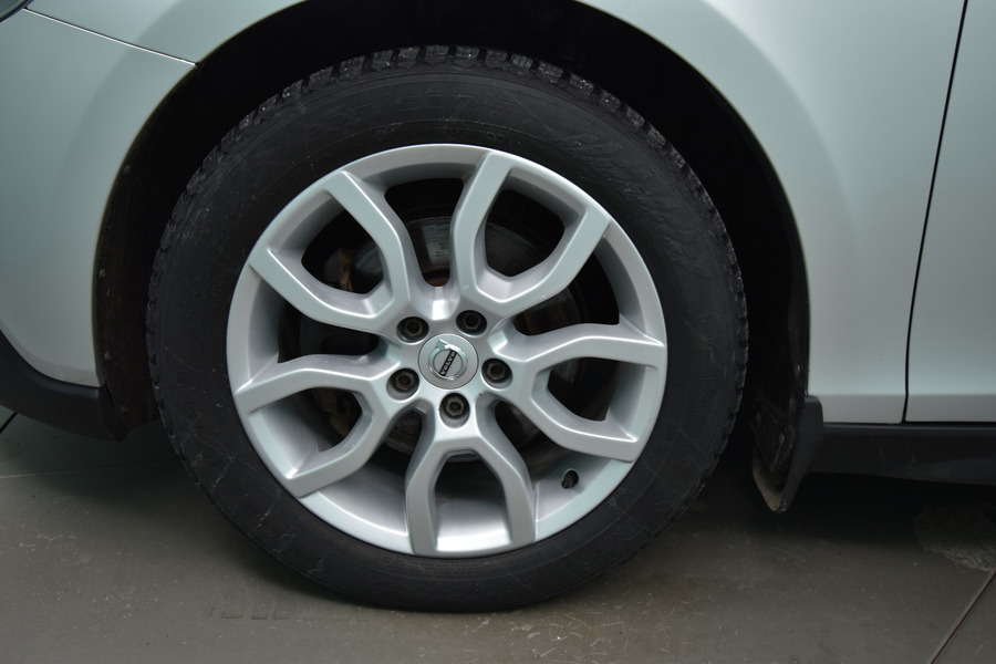 Volvo V40 Cross Country vaihtoauto