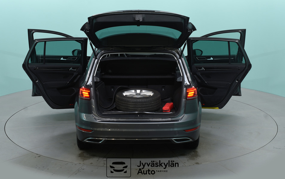 Volkswagen Golf Sportsvan vaihtoauto