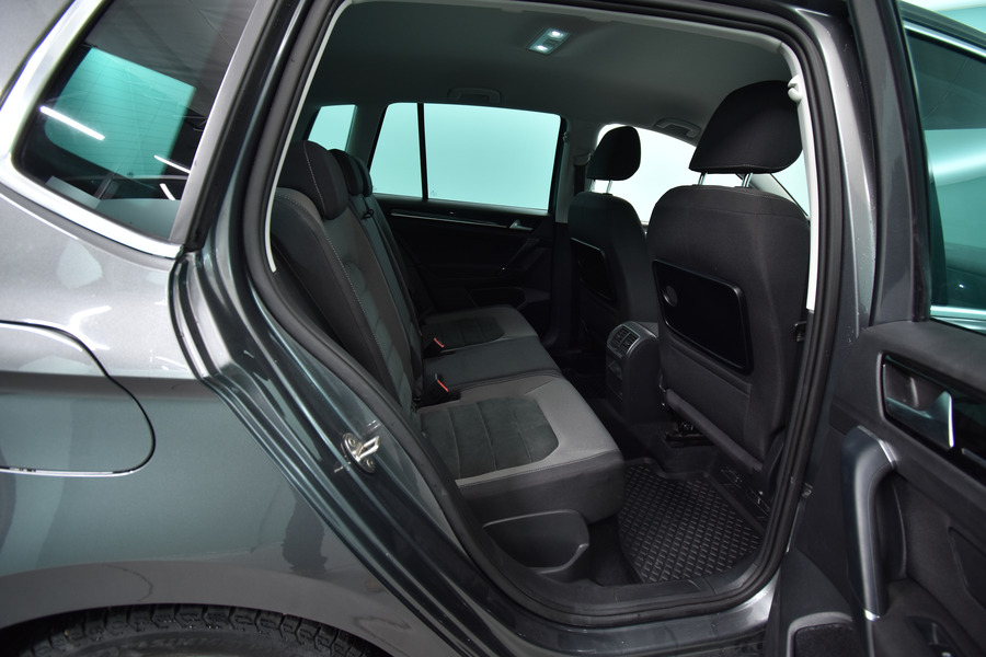 Volkswagen Golf Sportsvan vaihtoauto