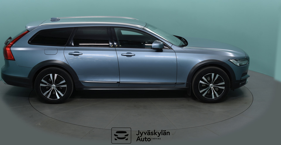 Volvo V90 Cross Country vaihtoauto