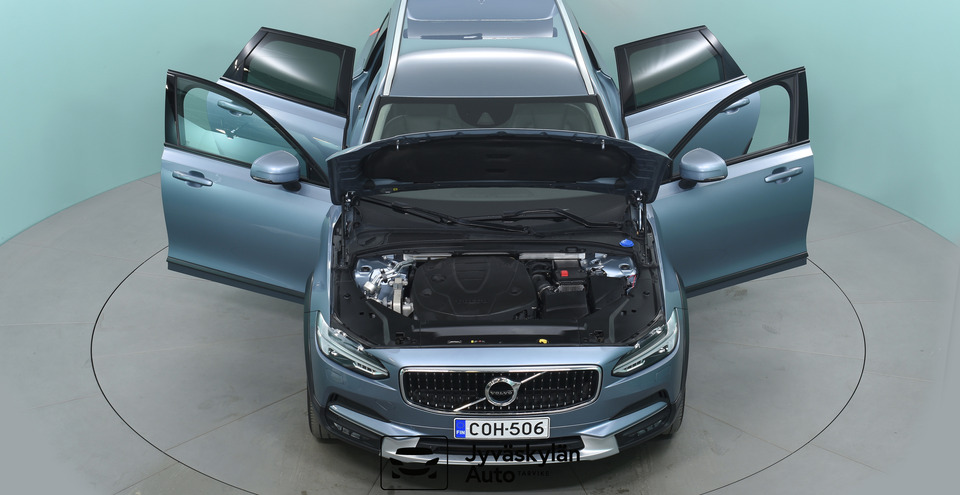 Volvo V90 Cross Country vaihtoauto