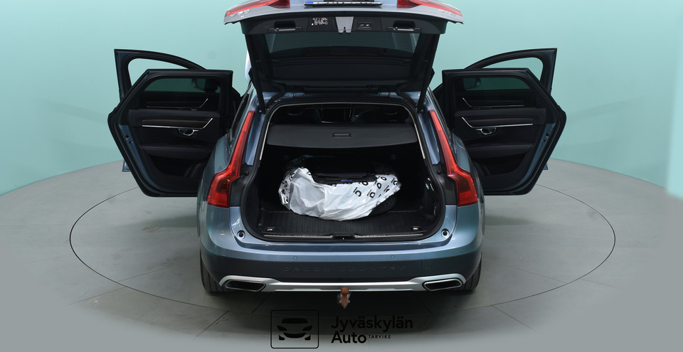 Volvo V90 Cross Country vaihtoauto