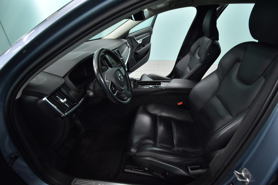 Volvo V90 Cross Country vaihtoauto