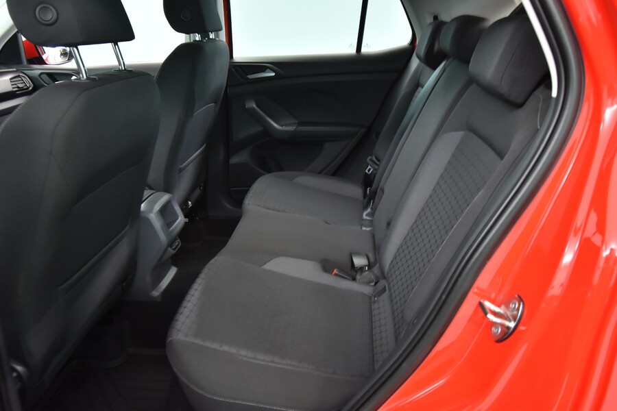 Volkswagen T-Cross vaihtoauto