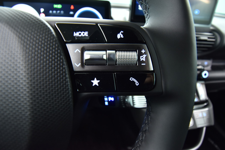 Hyundai INSTER vaihtoauto