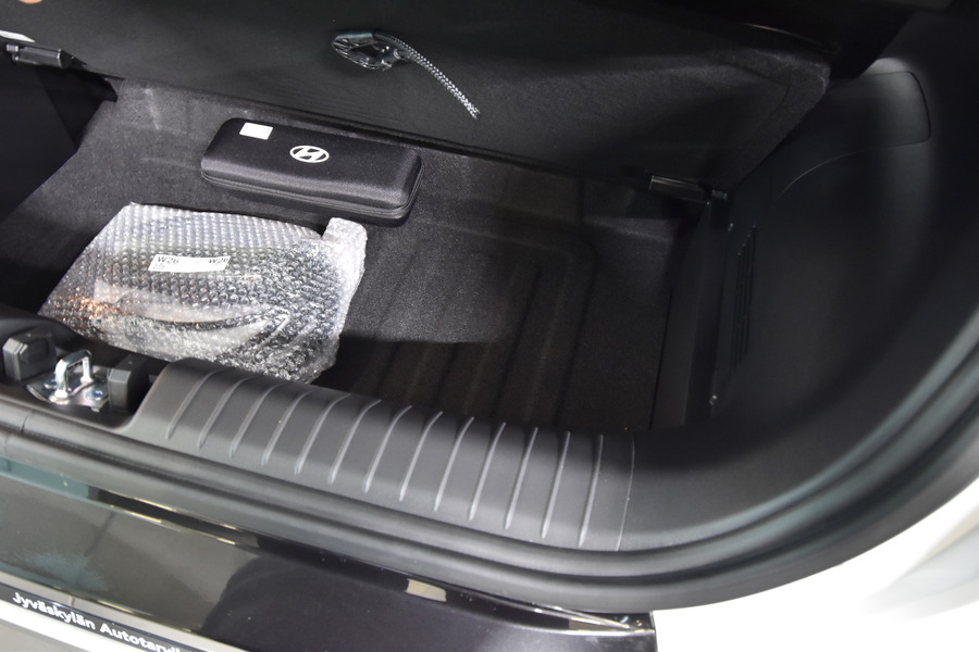 Hyundai INSTER vaihtoauto