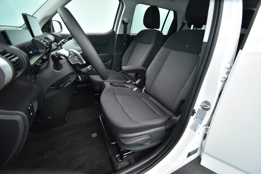 Hyundai INSTER vaihtoauto