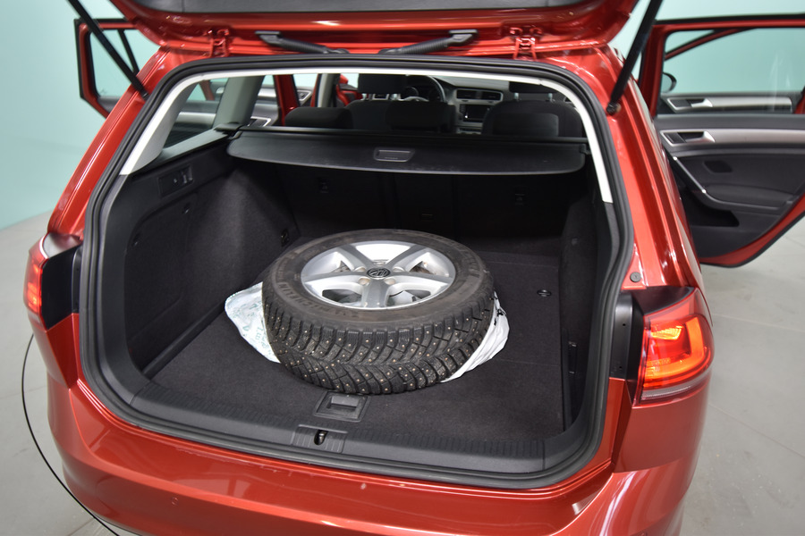 Volkswagen Golf vaihtoauto