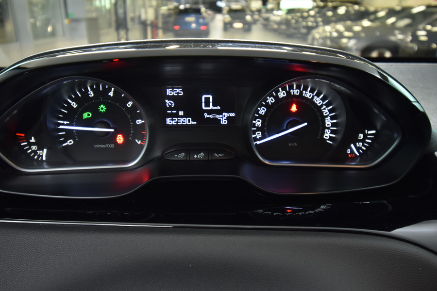 Peugeot 208 vaihtoauto