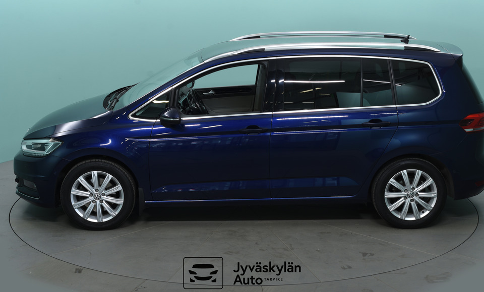 Volkswagen Touran vaihtoauto