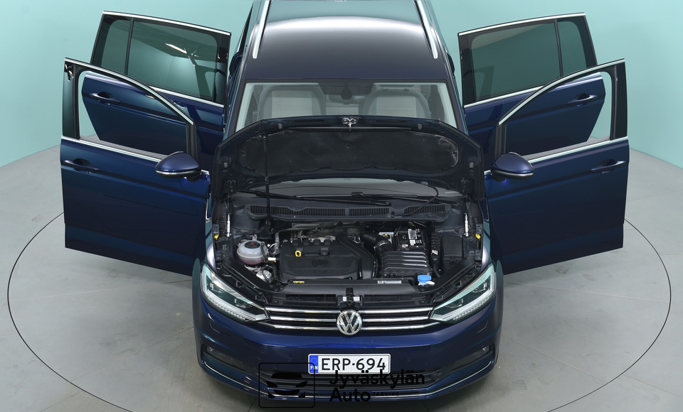 Volkswagen Touran vaihtoauto