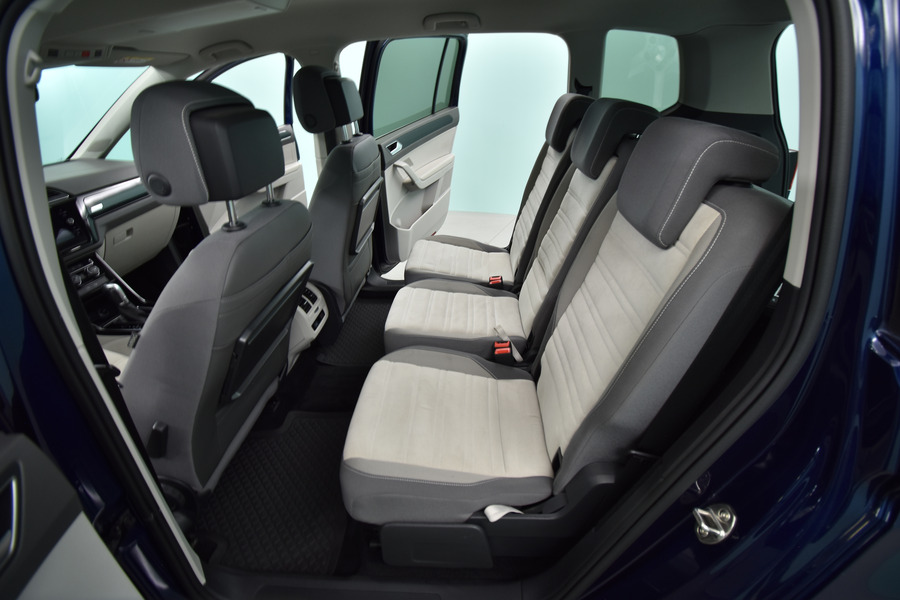 Volkswagen Touran vaihtoauto